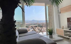 Holidays2Malaga Princesa 3 Dormitorios, Vistas Al Mar Y Montana, Terraza Y A 200M A La Playa